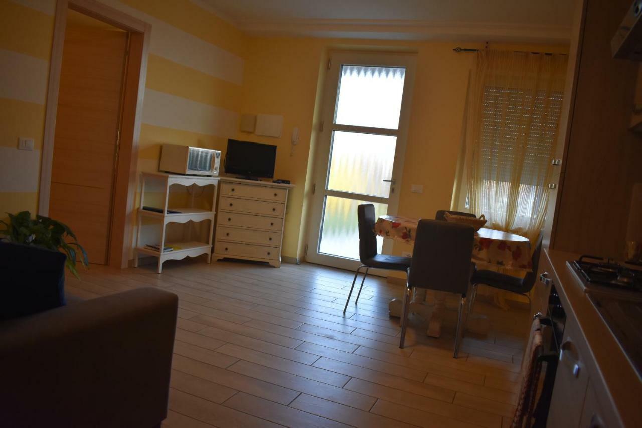 Mimosa Apartments Soiano del Lago Kültér fotó